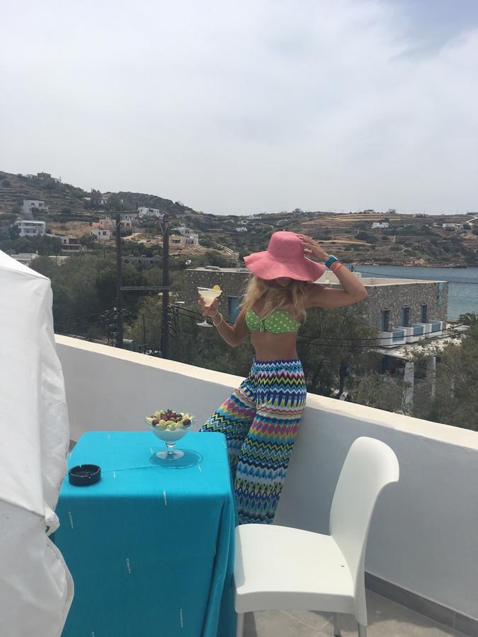 Aphrodite Hotel Syros Kini Екстериор снимка