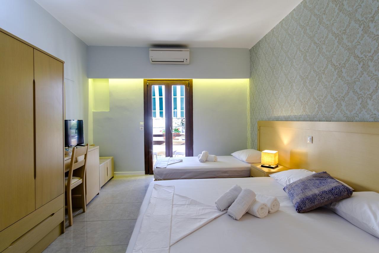 Aphrodite Hotel Syros Kini Екстериор снимка